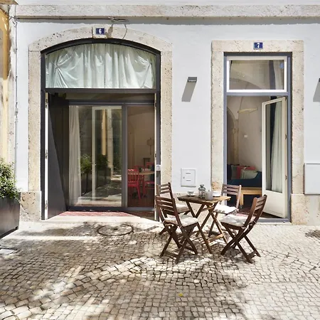 Apartment Residentas Apostolos *
