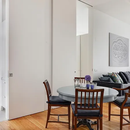 Residentas Apostolos Apartment