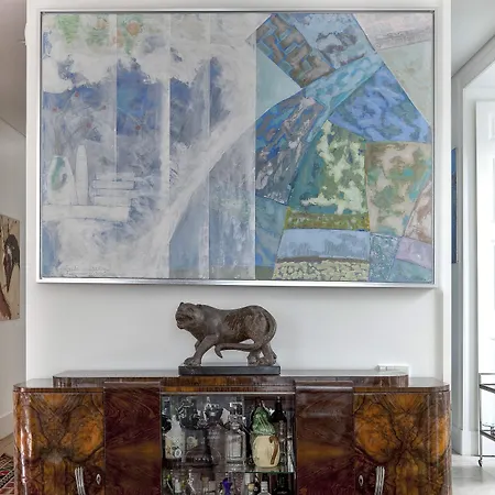 Residentas Apostolos