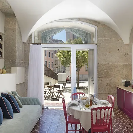 Residentas Apostolos Apartment