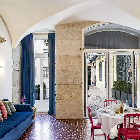 Residentas Apostolos