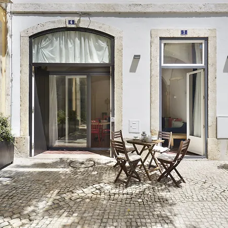 Residentas Apostolos * Lisbona